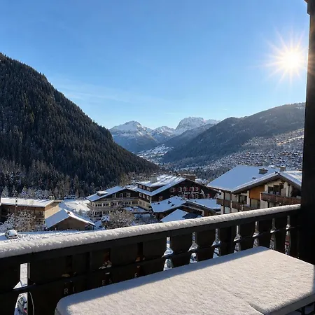 Appartement 6 Pers - Vue Panoramique - Centre Et Pistes A Pied *