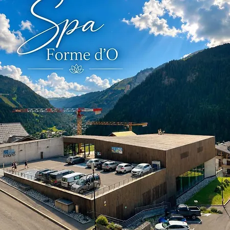 Appartement 6 Pers - Vue Panoramique - Centre Et Pistes A Pied